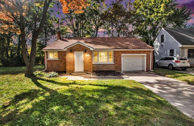 Photo of 392 Firwood St.