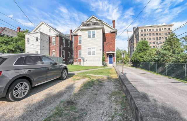 29 Winner Avenue unit: 27