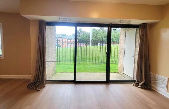 6300 HIL MAR Drive unit: 4