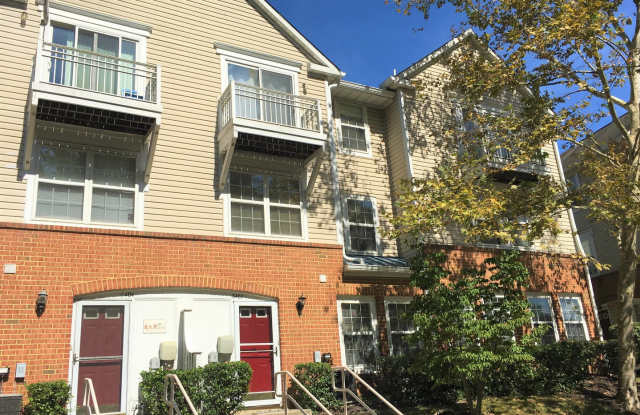 Gorgeous 3 BR/2.5 BA Townhome in Elkridge! - 6402 Bayberry Court, Elkridge, MD 21075