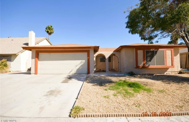 3732 Pamplona Circle - 3732 Pamplona Circle, Spring Valley, NV 89103