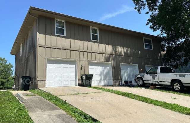 6337 N. Wyandotte St.