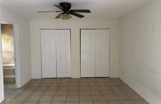 637 Executive Center Dr