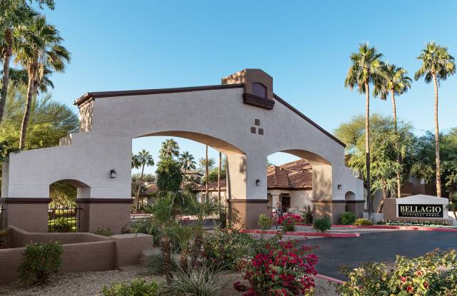 Bellagio by Mark-Taylor