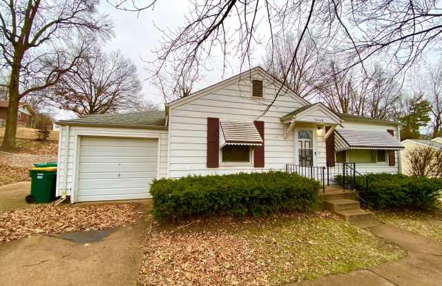 Adorable 2 bedroom 1 bath home!