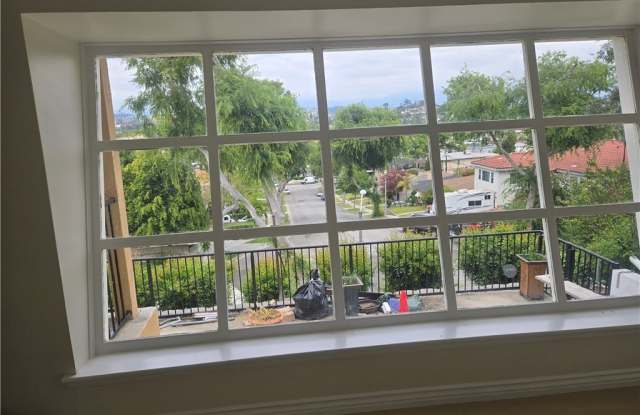 2629 Orange Grove Ave