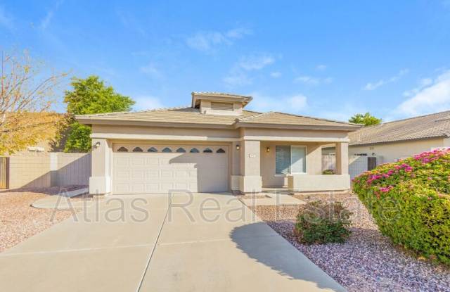 3810 E Waterman Street