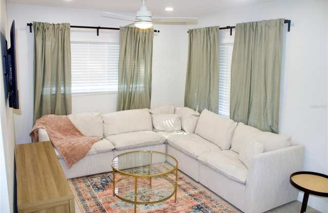 4308 W OKLAHOMA AVENUE