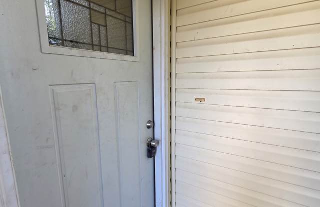 710 Metcalf Street - B