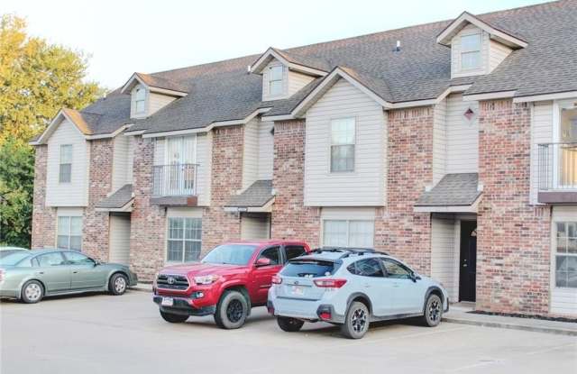 1730  N Chestnut  AVE