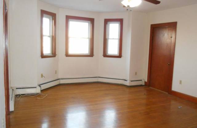 Photo of 133 Pine St.