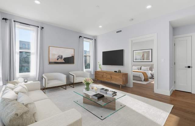 Photo of 3850 Washington Street - 6