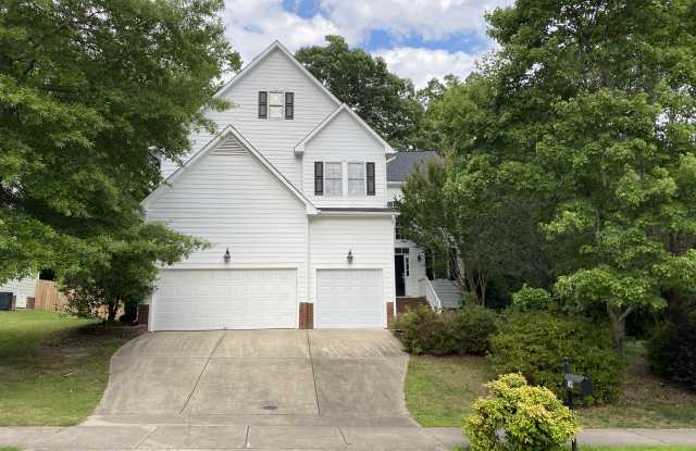704 Chancellors Ridge Dr