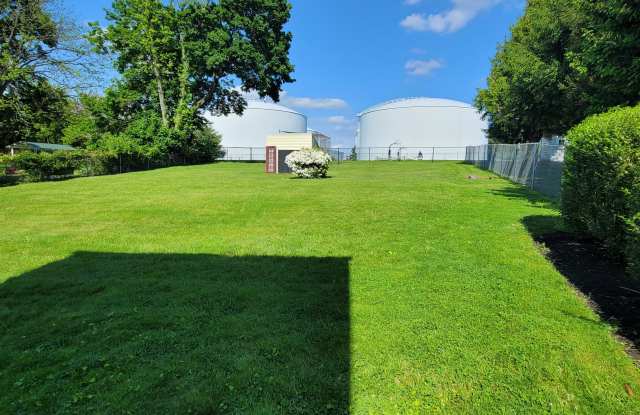 927 Mount Pleasant Avenue