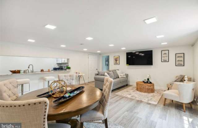 311 OLD RODGERS Road