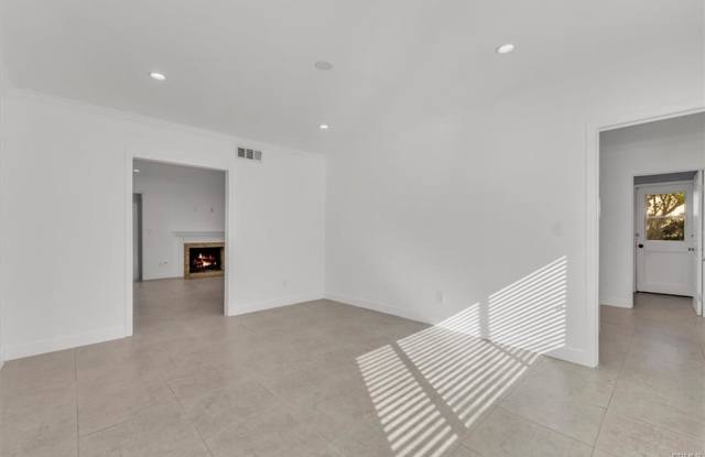 Photo of 8201 Clemens Avenue