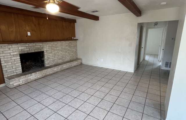 Hillyer Street - 1002