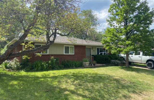 3 Bed   Garage 2 Full Bath Ranch Home with Large Backyard Boulder CO 3 Bed   Garage 2 Full Bath Ranch Home with Large Backyard Boulder CO