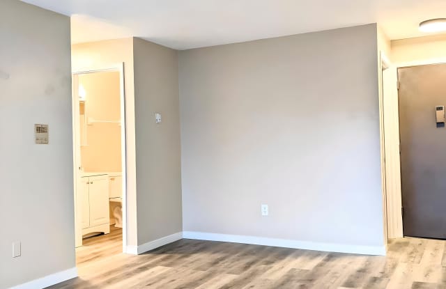 1846 Magnolia Avenue East - 303