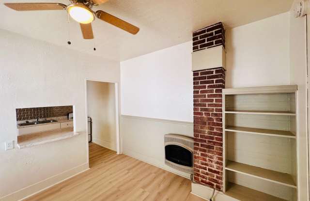 Charming 1BR/1BA Apartment Near UF- Newly Renovated  Ready for You!