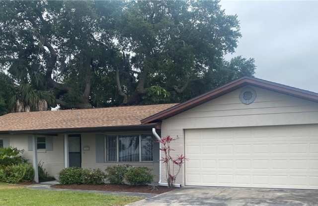 1407 LAKESHORE BOULEVARD
