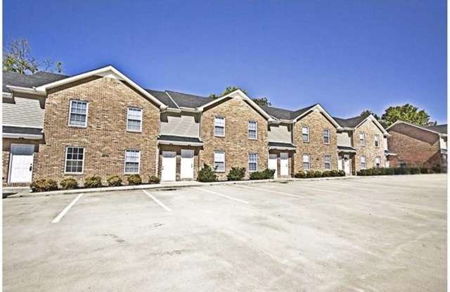 2 Bedroom 1.5 Bathroom Townhome