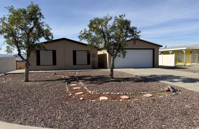 Photo of For Rent – 3 Bedroom, 2 Bathroom Home in Sunrise Vistas, Fort Mohave, AZ