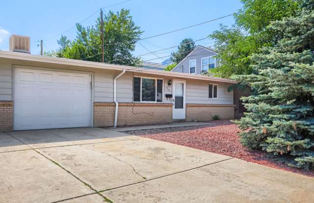 512 Maple Street