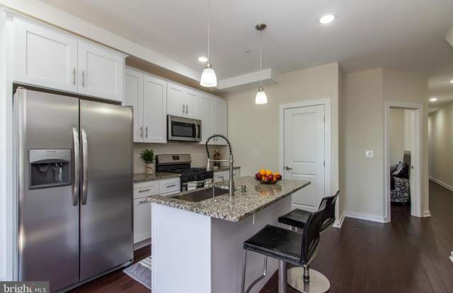 816 N 16TH ST #UNIT 1