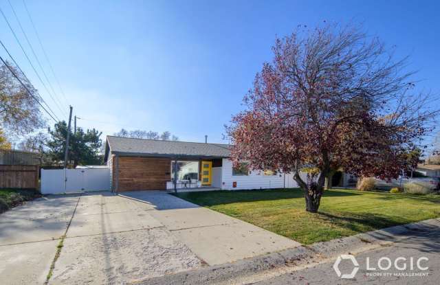 Photo of Stunning Home in Cottonwood Heights!!