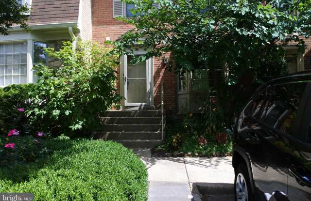 2113 KINGS MILL COURT