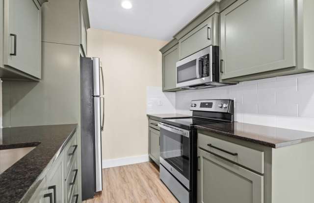 621 Chestnut Street - East