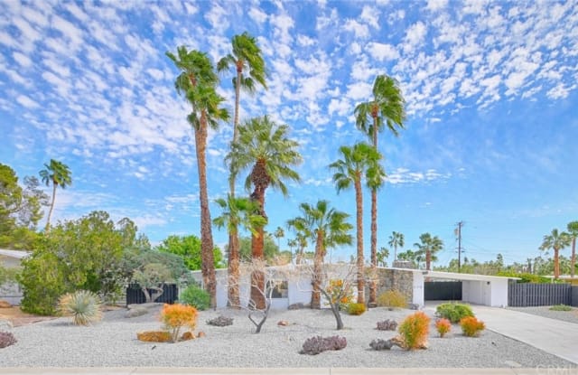 278 N Sunset Way - 278 North Sunset Way, Palm Springs, CA 92262