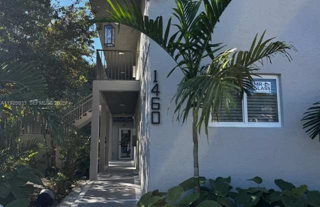 Photo of 1460 SW 24th Ct