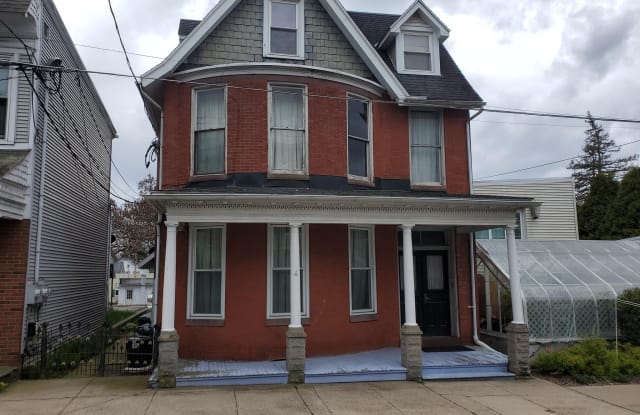 213 W MARKET STREET - 213 West Market Street, Orwigsburg, PA 17961