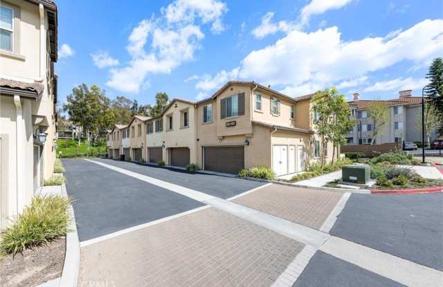 368 S Auburn Heights Lane