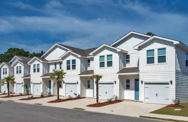 Gulf Stream Apartments