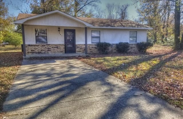 361 N Oak Court - 361 North Oak Court, Jacksonville, AR 72076