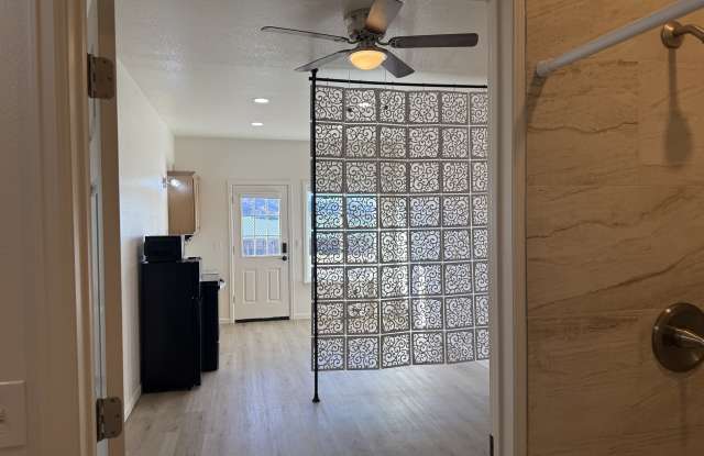 1744 Mariposa Road