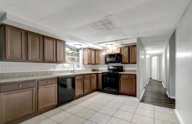 7524 Tidewater Trail