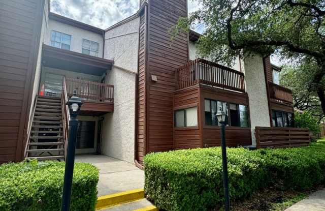 Adorable and well maintained two bed, two bath condo with easy access to Wurzbach Parkway, 410, 1604, and I-35 on the NE side photos photos