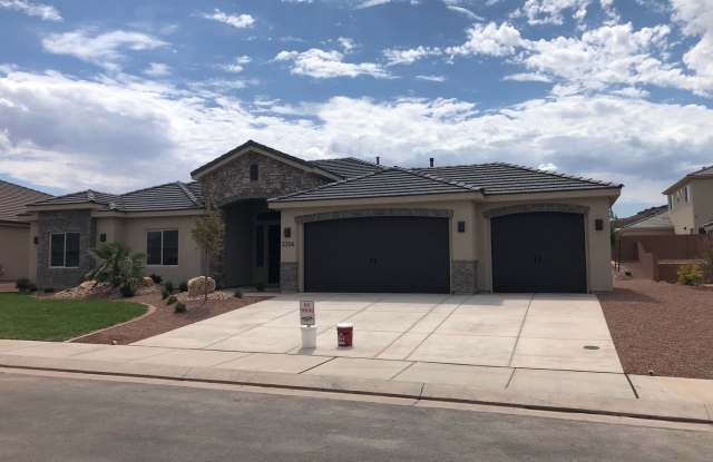 3306 E 3140 S - 3306 E 3140 S, St. George, UT 84790