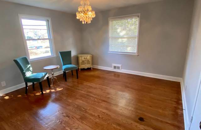 2747 FORT SCOTT Drive