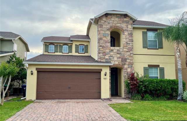 987 FOUNTAIN COIN LOOP - 987 Fountain Coin Loop, Alafaya, FL 32828