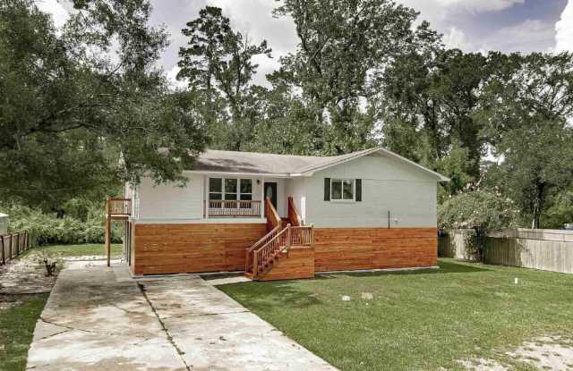 636 Castlewood Street