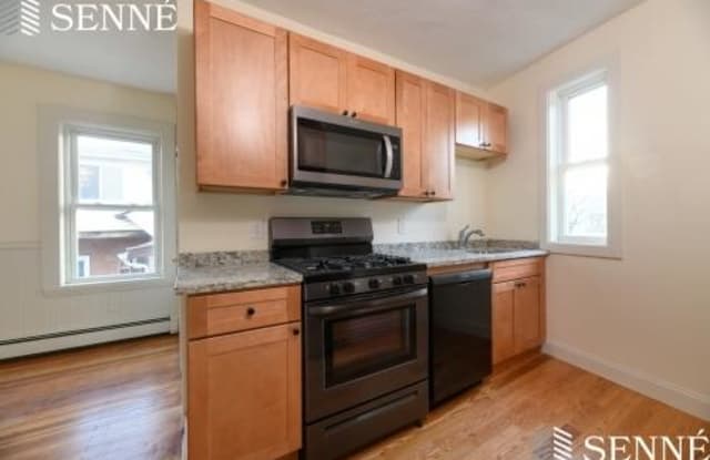 146 Webster Ave - 146 Webster Avenue, Cambridge, MA 02141