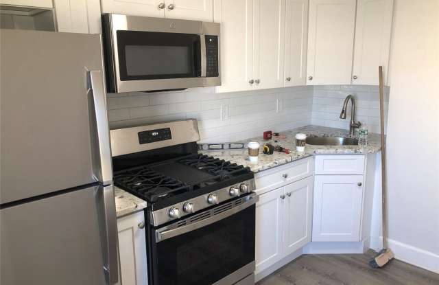 Photo of 2108 Grand  Avenue