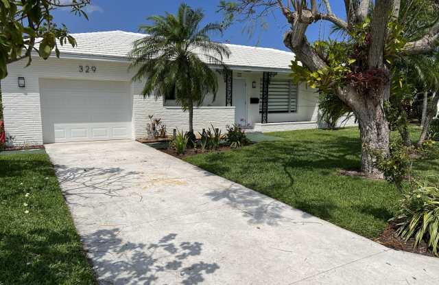 329 Alhambra Place