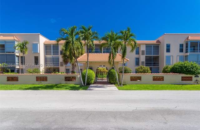 331 SW 8th St
