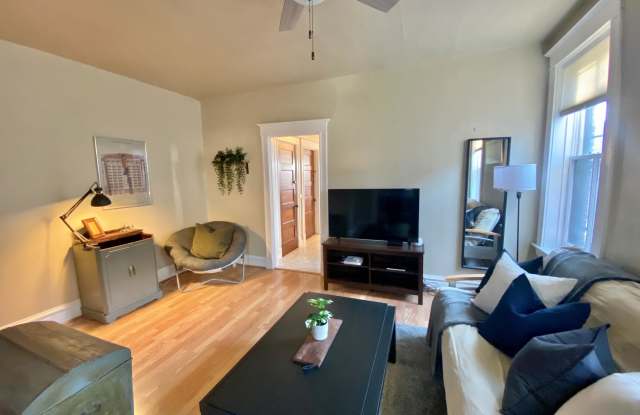 4424 Oakland Ave 2W